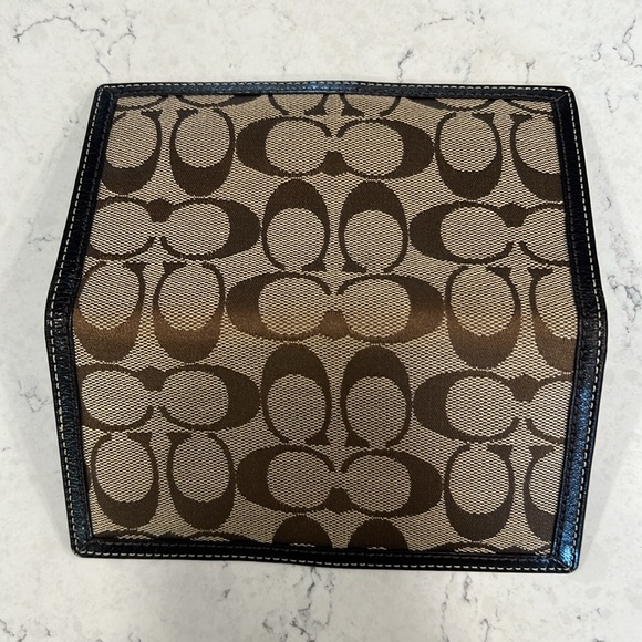 Coach wallet - Picture 2 of 4